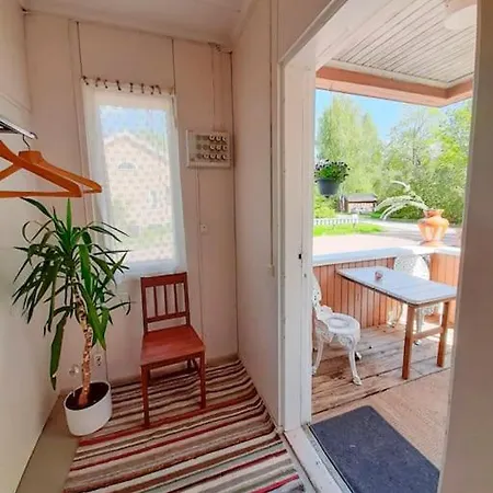 Viihtyisae Yksioe Laehellae Fiskarsin Ruukkia Raseborg