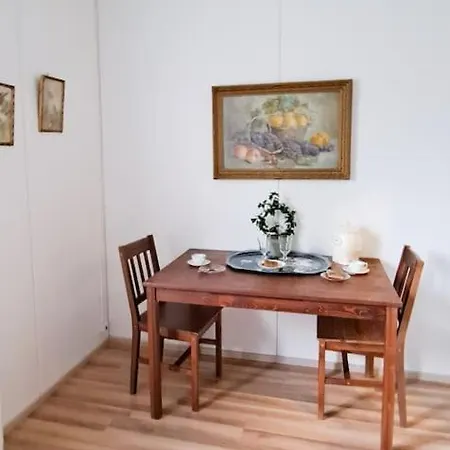 Viihtyisae Yksioe Laehellae Fiskarsin Ruukkia * Pojo